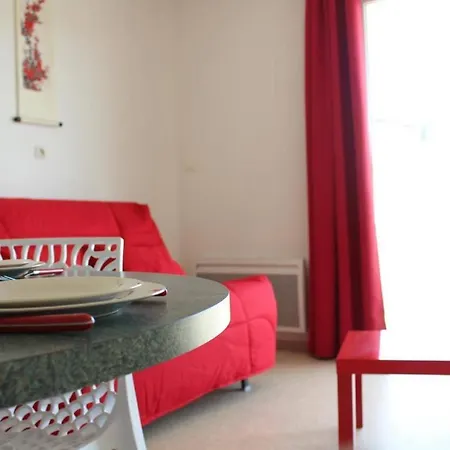 아파트 Appt 2 Pieces - Lr030-a118