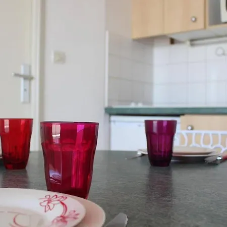 아파트 Appt 2 Pieces - Lr030-a118